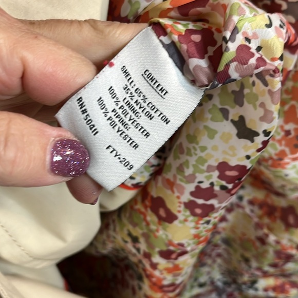 NWOT Pretty Kensie Cream Double-Breasted Women's Jacket Ruffle Detail Hem Medium - Picture 4 of 4